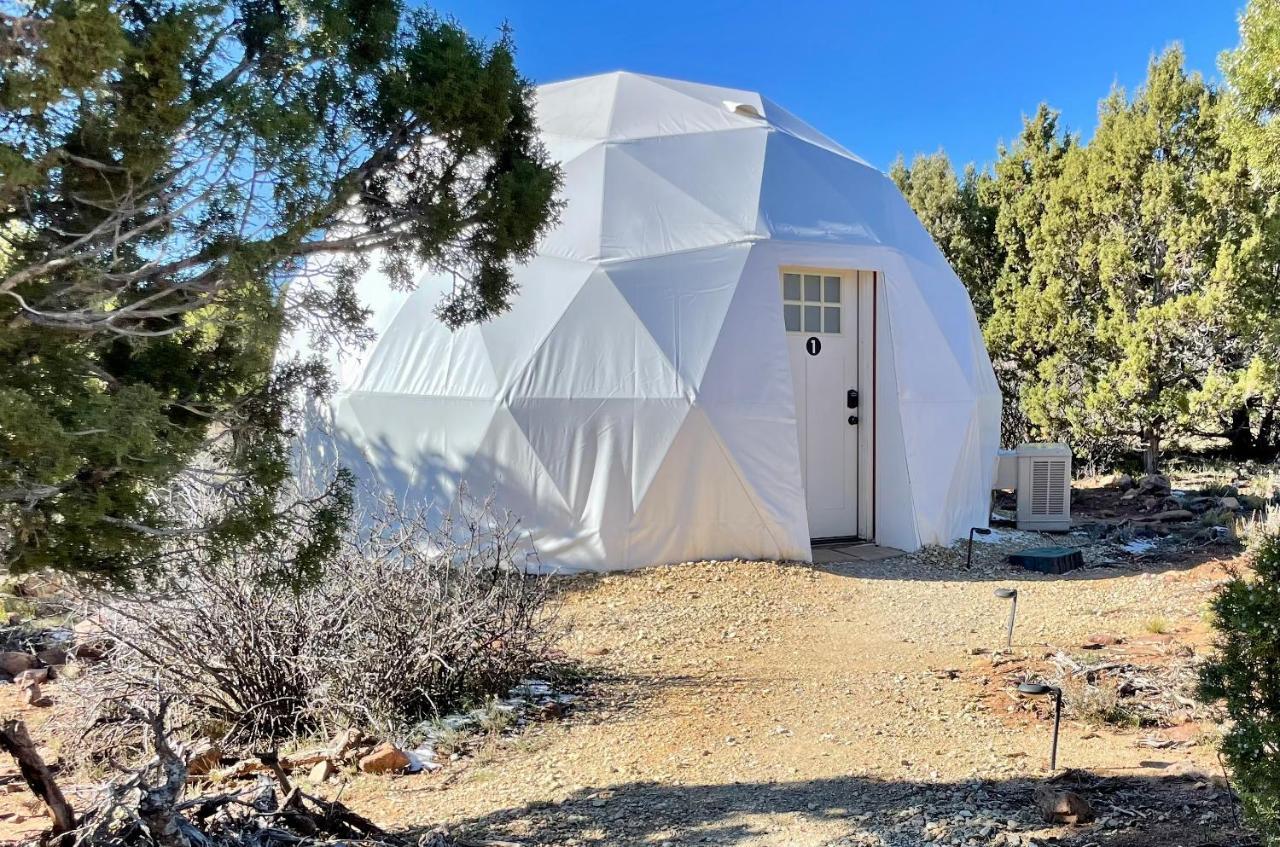 Blue Mountain Domes - The Wow Experience Hotel Monticello Exterior photo