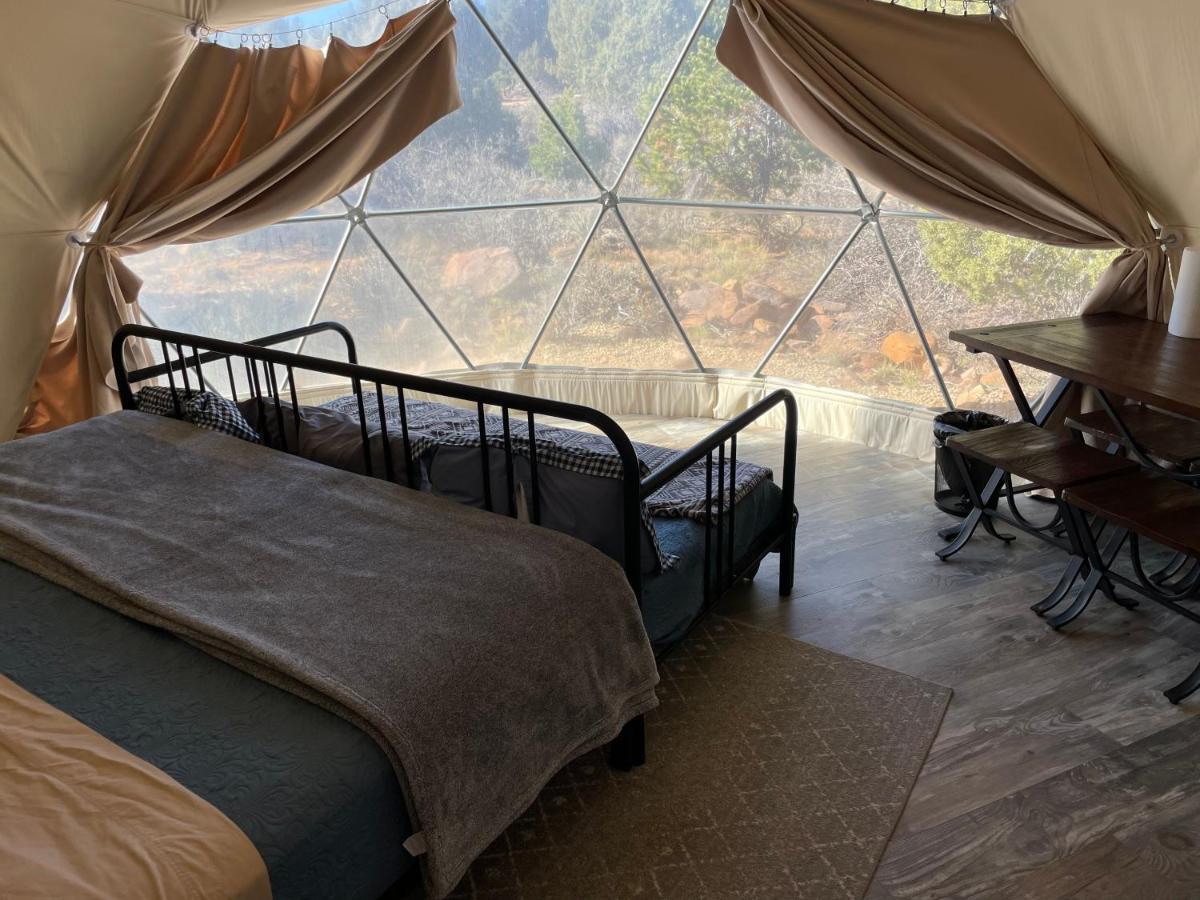 Blue Mountain Domes - The Wow Experience Hotel Monticello Exterior photo