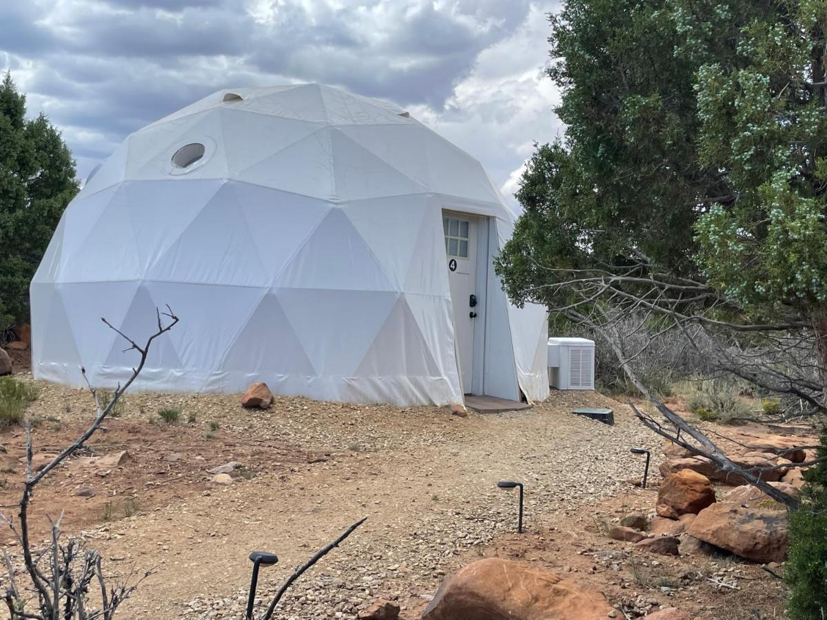 Blue Mountain Domes - The Wow Experience Hotel Monticello Exterior photo